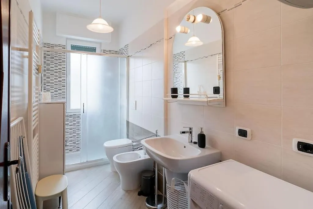Comodo Trilocale A Pietra Ligure Apartment